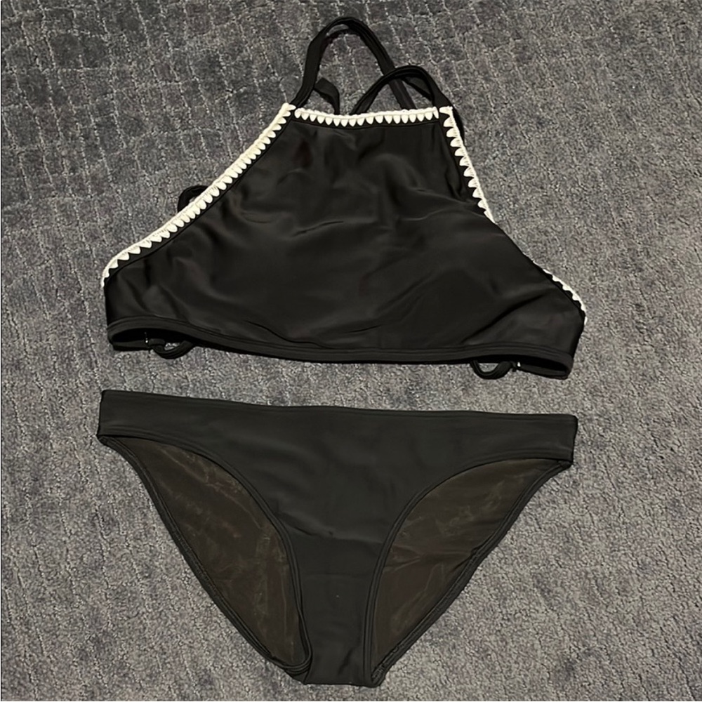 Aerie High Neck Embroidered Scalloped Edge Black & White Bikini Top Plus Bottom